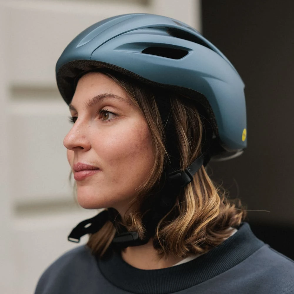 Велошлем MET Manta MIPS Navy Silver L - фото 4