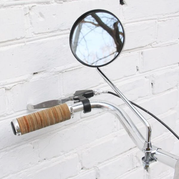 Зеркало заднего вида из черного пластика - фото 1