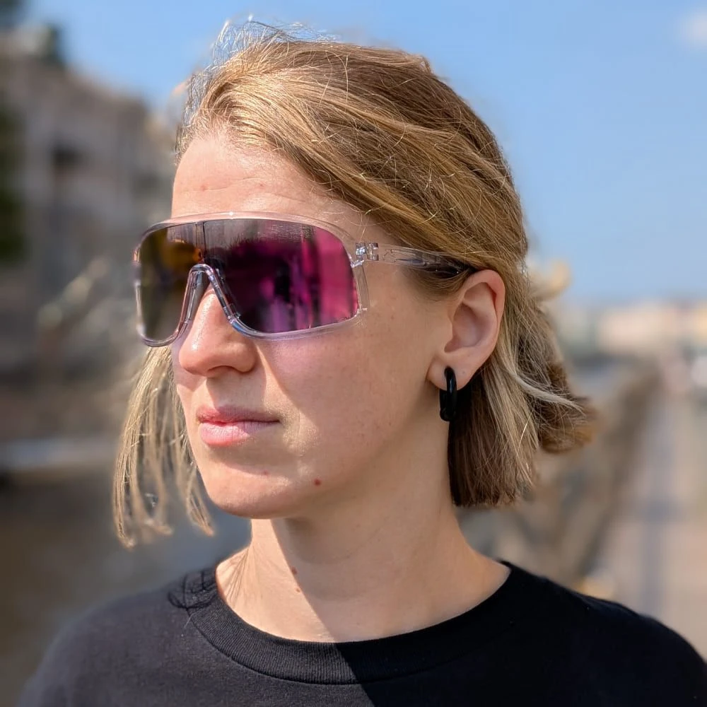 Очки фотохромные ROCKBROS в темной прозрачной оправе с большими пурпурными линзами - фото 3