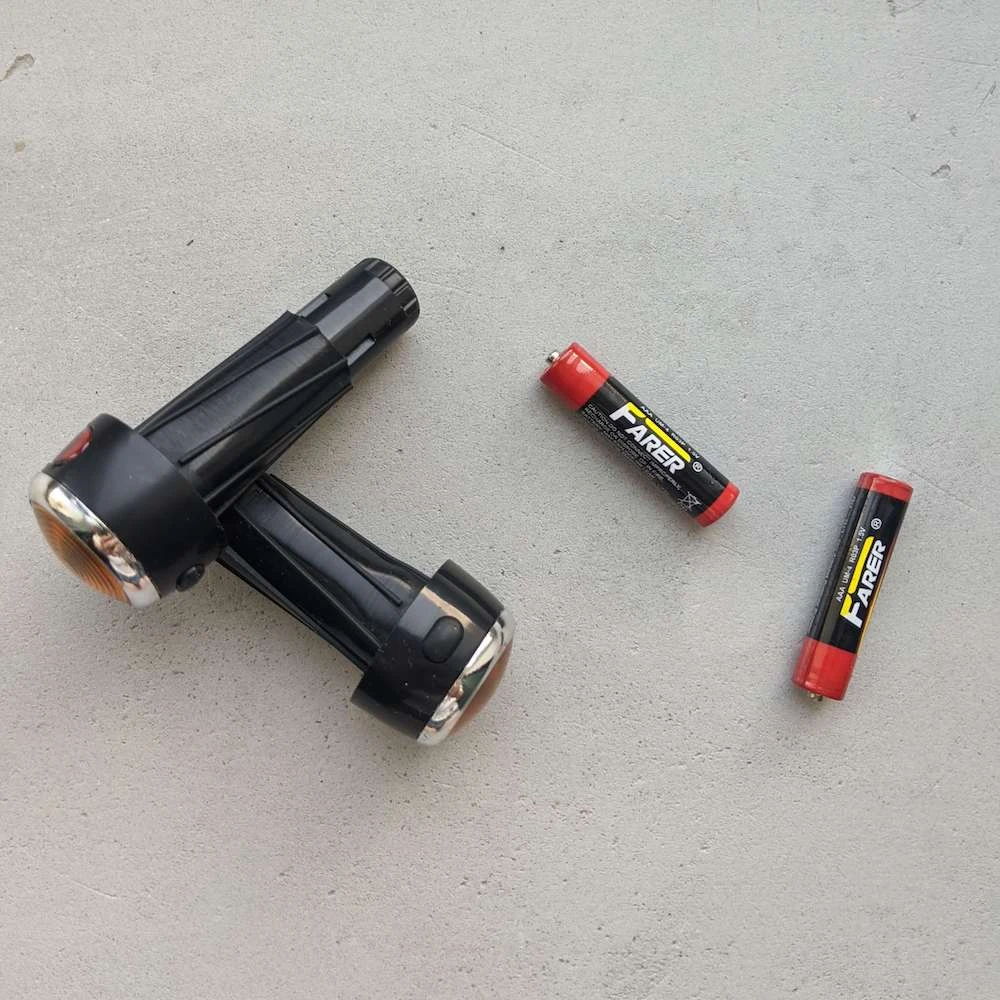 Светящаяся заглушки в руль велосипеда - фото 3