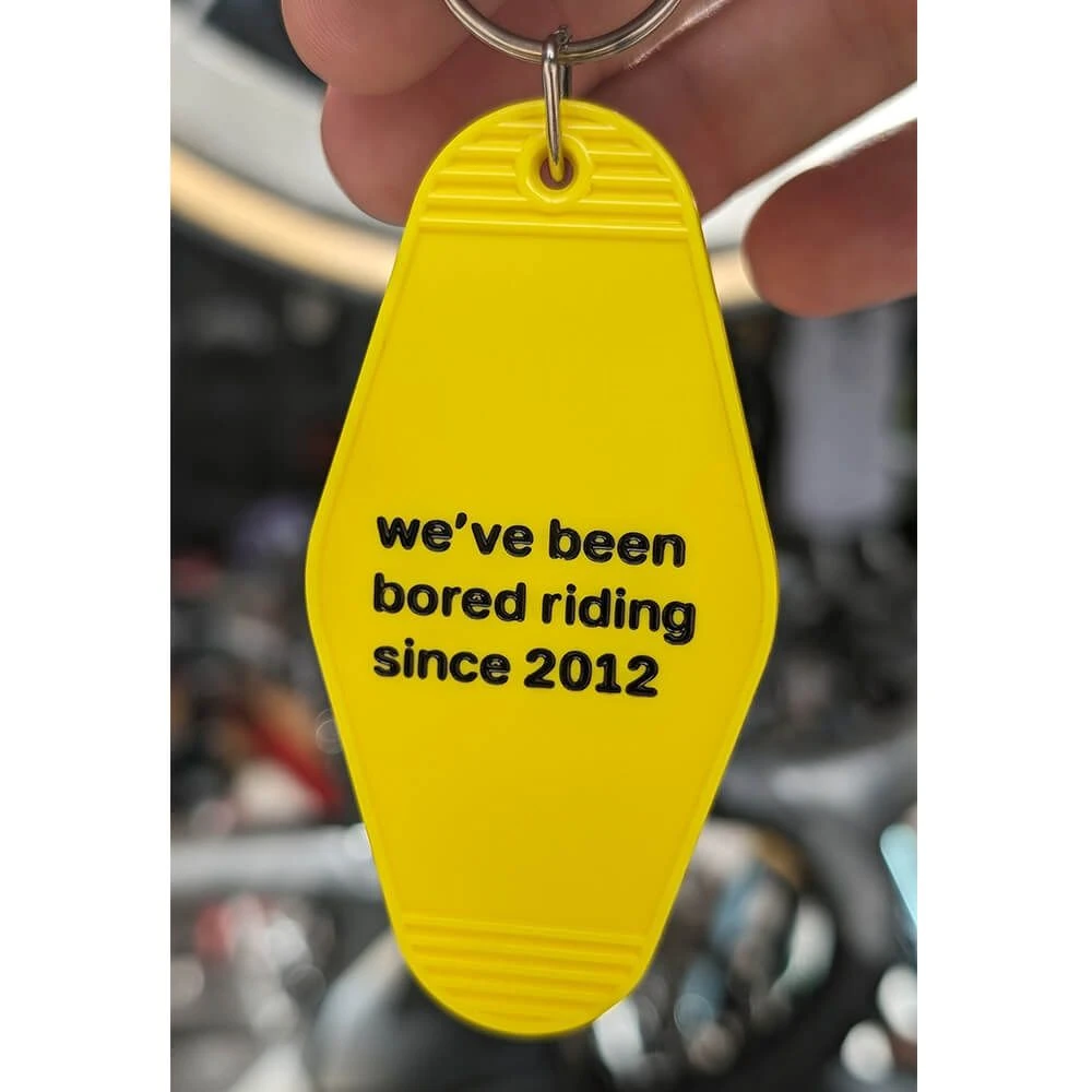 Брелок it's my!bike Boring Weekend Cycling Club желтый - фото 2