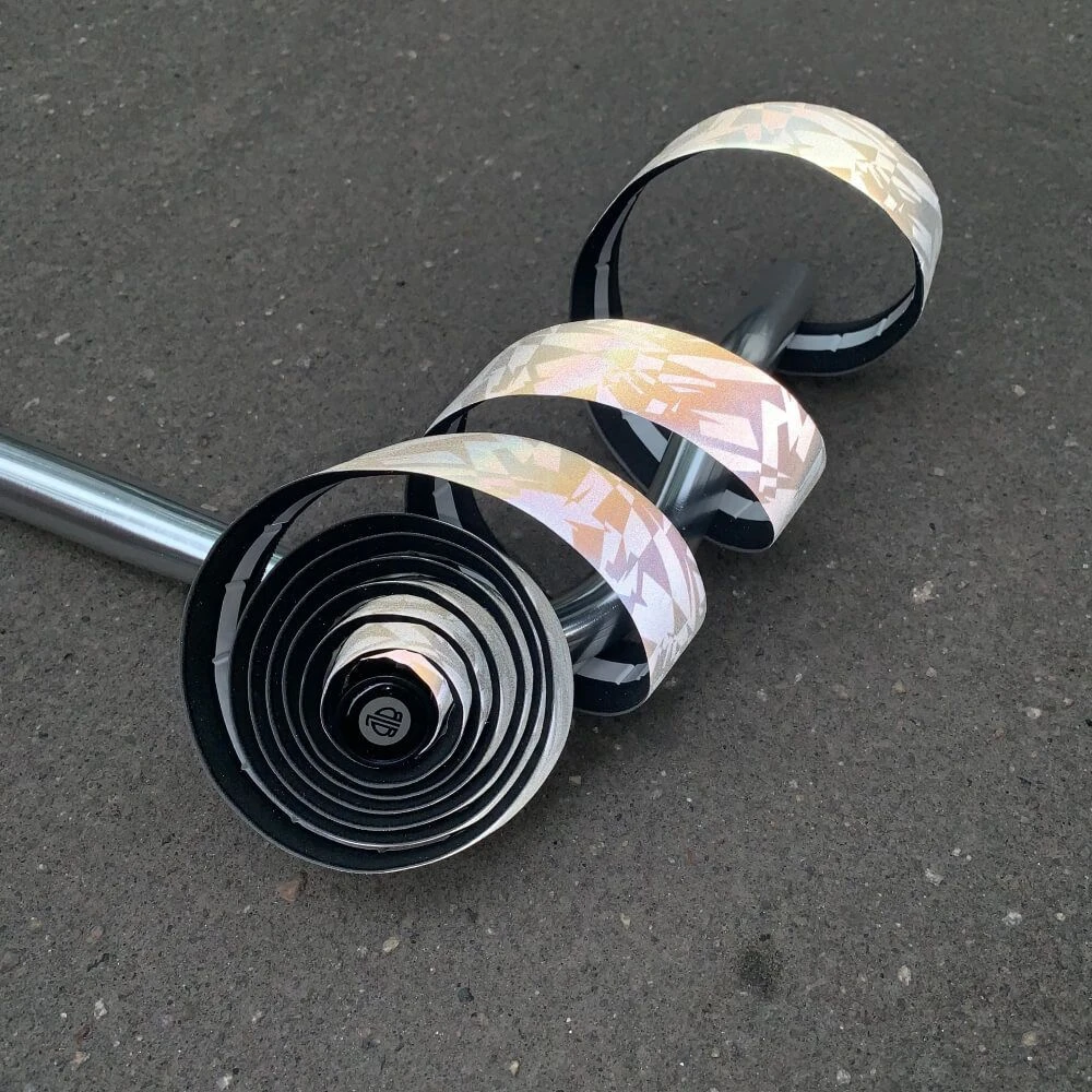 Обмотка BLB Supreme Pro Reflective Bar Tape Geometric - фото 2