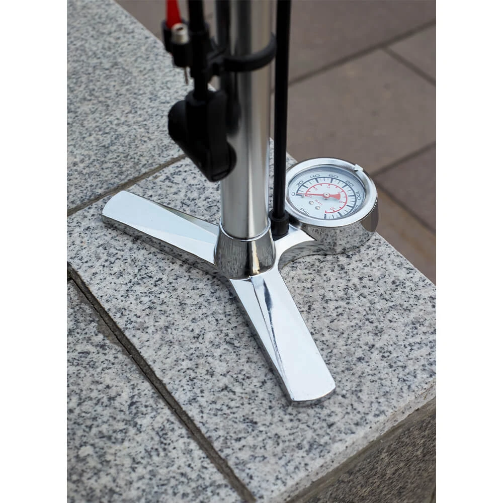 Напольный велосипедный насос M-Wave Air Flow хромированный - фото 3