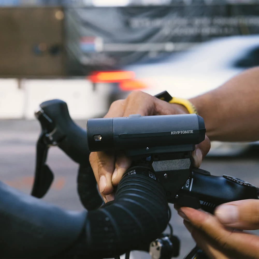 Фонарь передний Kryptonite Street F-300 - фото 2