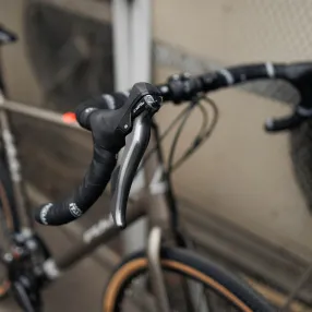 Велосипед Fuji GRAVEL JARI 2.5 A6-SL матовый серый (размер 55.5)