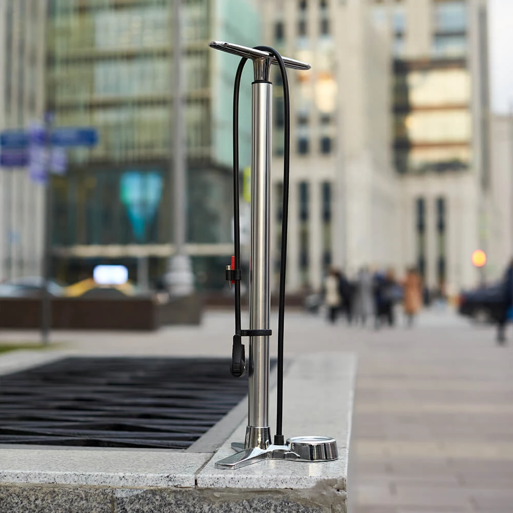 Напольный велосипедный насос M-Wave Air Flow хромированный - фото 1