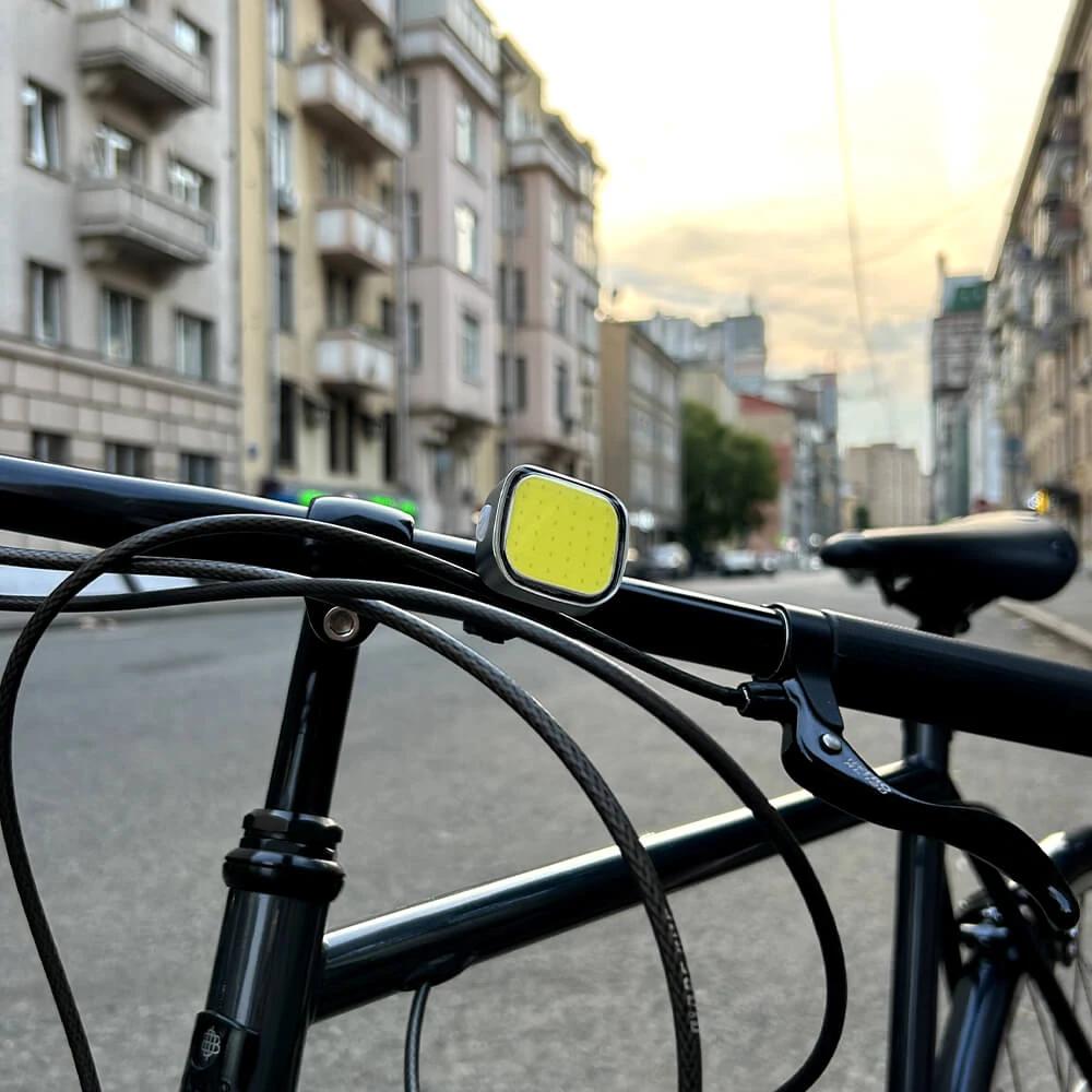 Передний велофонарь Oxford Ultratorch Cube F75 - фото 1