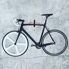 Миссис Крюк - настенный держатель велосипеда