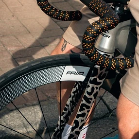 Глиттерные наклейки it's my!bike черный леопард