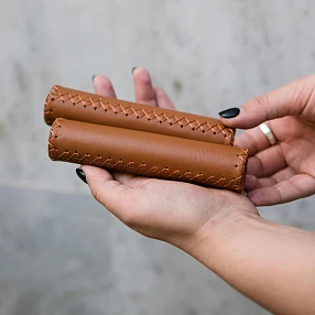 Велосипедные грипсы 13 см VELO коричневые прошитые