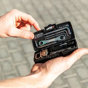 Компактный велосипедный набор инструментов Super B 24 шт