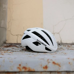 Велосипедный шлем облегченный каркасный ROCKBROS LK-11 белый M
