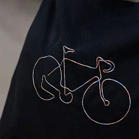 Шоппер it's my!bike с вышивкой цветной велосипед