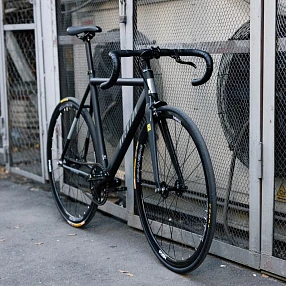 Велосипед Aventon Cordoba LTD 2020 Complete Bike - 55cm - Cool Smoke