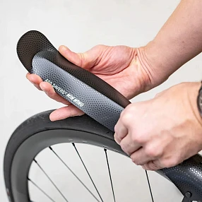 Крыло Ass Savers Win Wing 2 Road Black Dot