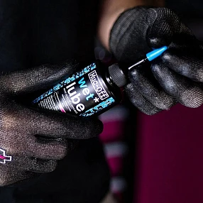 Смазка для цепи велосипеда Muc-Off Wet Lube 50мл
