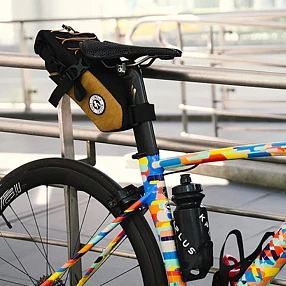 Велосипедная сумка под седло ULAC Radtail GT (5.8L) коричневая