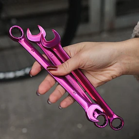 Ключ на 15 маджента