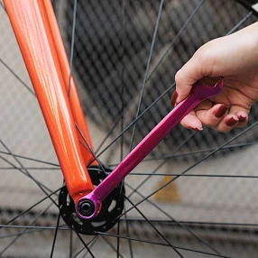 Ключ на 15 маджента