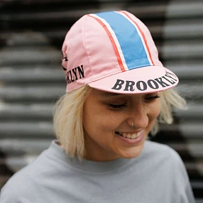 Пятипанельная велосипедная кепка BROOKLYN розовая