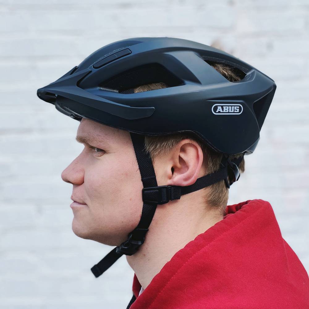 CASCO ABUS ADURO 2.1 20