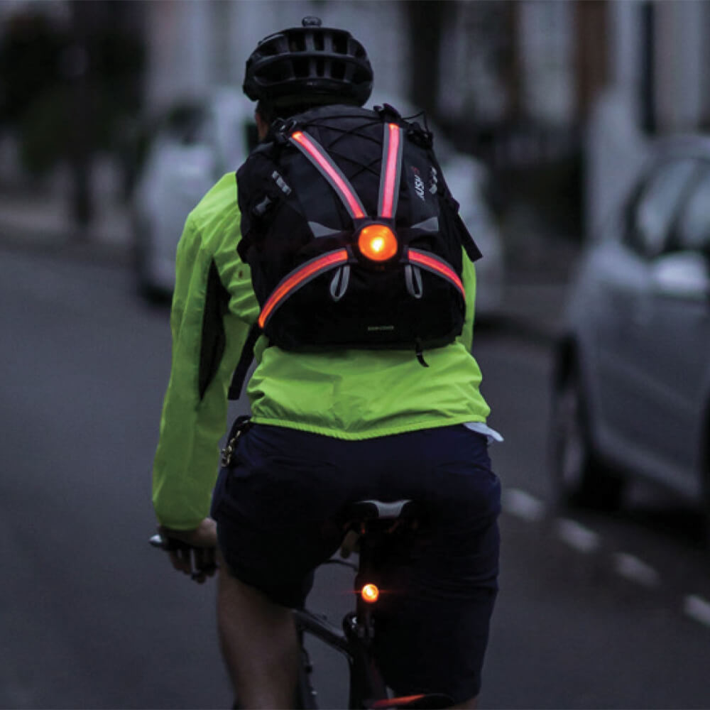 Большой задний фонарь на спину Oxford Commuter X4 - фото 3