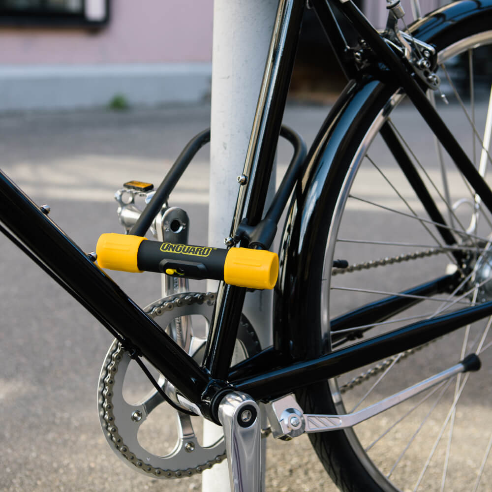 U lock bike clearance lock