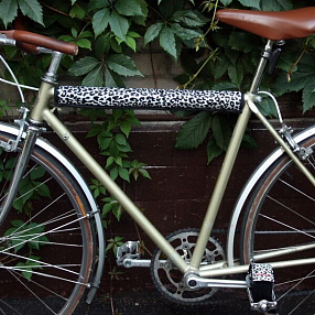 Накладка на раму Thriller (разные цвета)