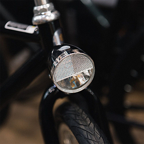 Передний велофонарь lampe frontale черный