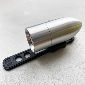Задний велосипедный фонарь Rindow Bullet Silver