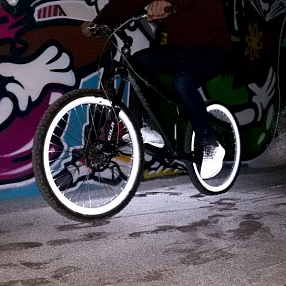 Светоотражающий спрей для твёрдых поверхностей MOON Spray