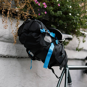 Велосипедная подседельная сумка M-Wave черно-синяя