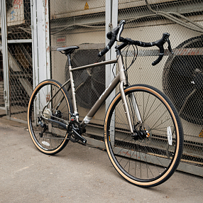 Велосипед Fuji GRAVEL JARI 2.5 A6-SL матовый серый (размер 55.5)