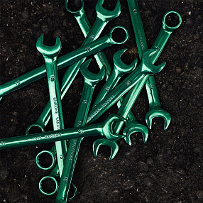 Ключ на 15 зеленый хром