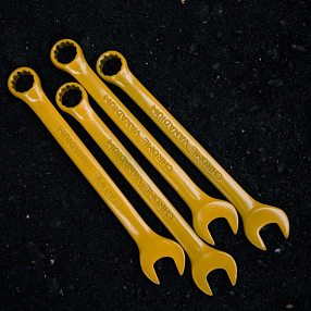 Ключ на 15 желтый