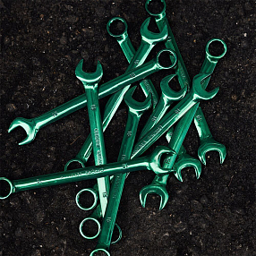 Ключ на 15 зеленый хром