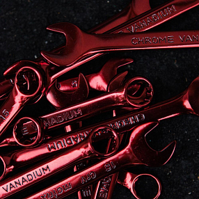 Ключ на 15 красный